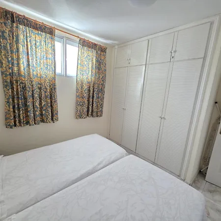 Comodoro Fantastic Sea View Cristianos Appartamento *